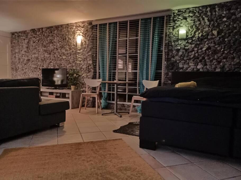 Kom Thuis In Deze Gezellige Loft Херлен Экстерьер фото